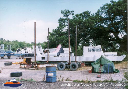 SRN6 being used in industry -  (credit: The <a href='http://www.hovercraft-museum.org/' target='_blank'>Hovercraft Museum Trust</a>).